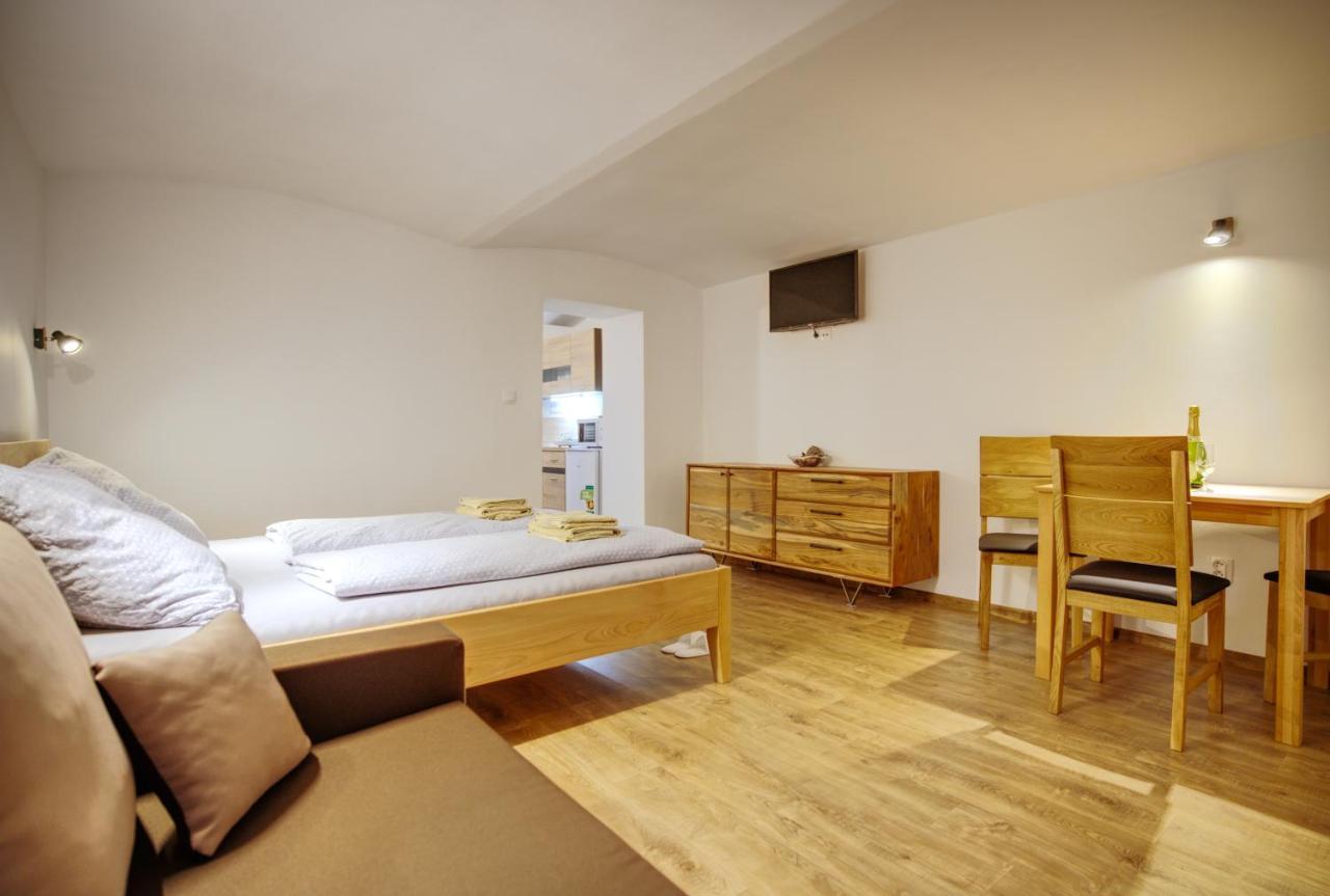 Apartmanek Mezi Kopci Διαμέρισμα Jachymov Εξωτερικό φωτογραφία